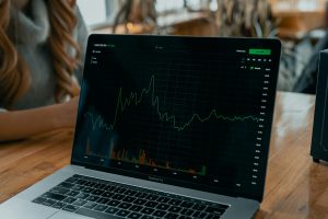 Invesco’s Nasdaq 100 ETF Nears 52-Week High